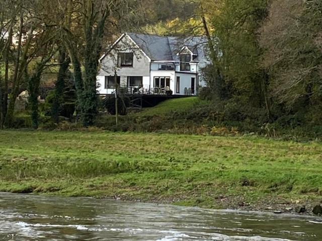 Riverside Stay Gunnislake Exteriér fotografie
